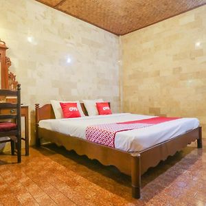 Standard Zimmer mit Kingsize-Bett